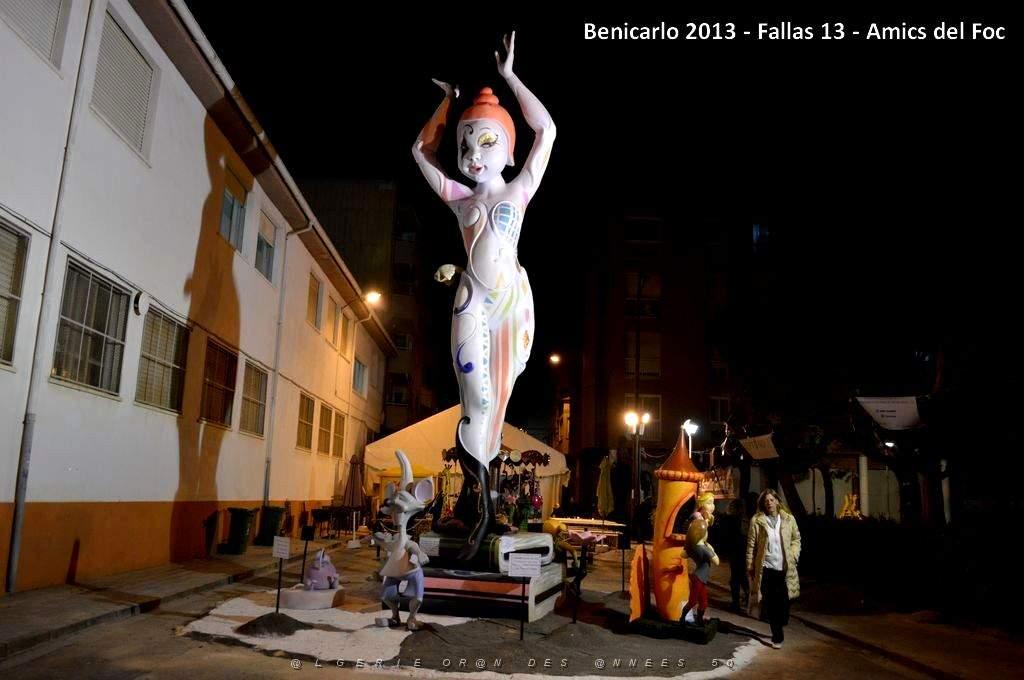 13- Falla Amics del foc 012.JPG
